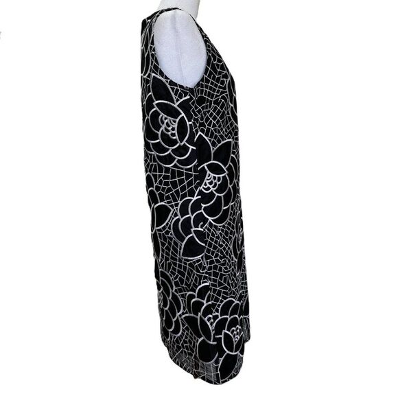 Anthropologie Sachin & Babi Petalwork Shift Dress Size 8 Black White Embroidery - Picture 7 of 10